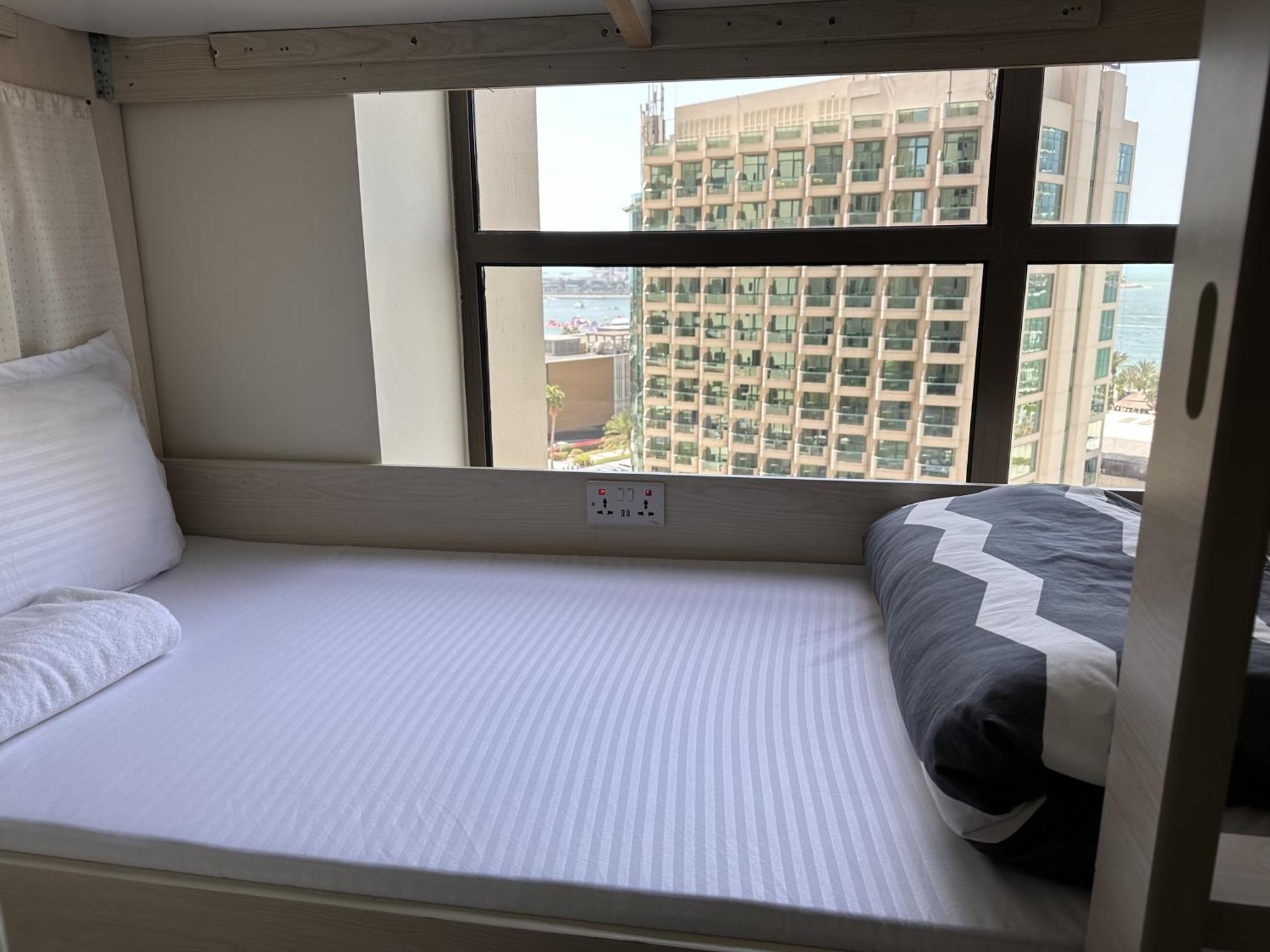 Bollywood Beach Hostel Dubai Exterior foto